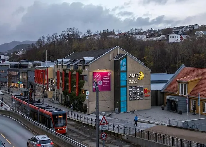 Lägenhet Kjellerleilighet I Fana Til Leie-med Gratis Parkering Og Mange Kollektiv Reisemuligheter *